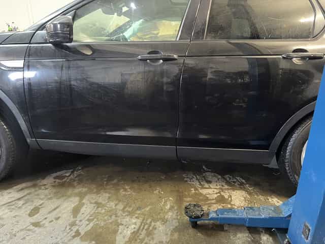 prag stanga tabla land rover discovery 2.0 motorina 2016