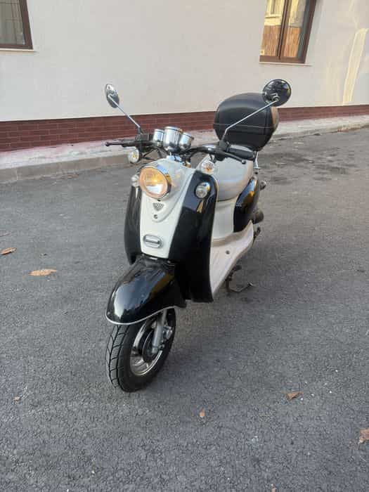 Scuter Retro benzina