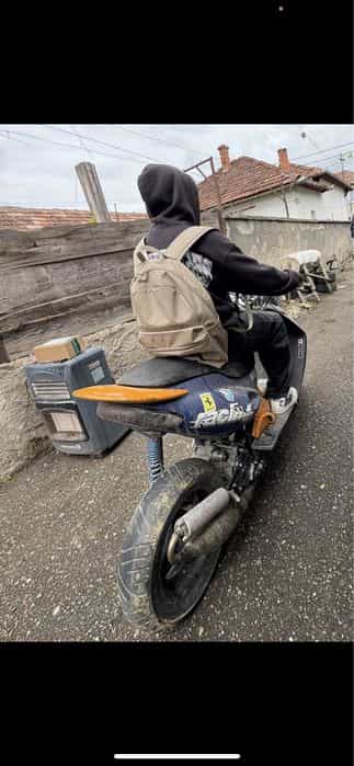 vand scuter cu defect