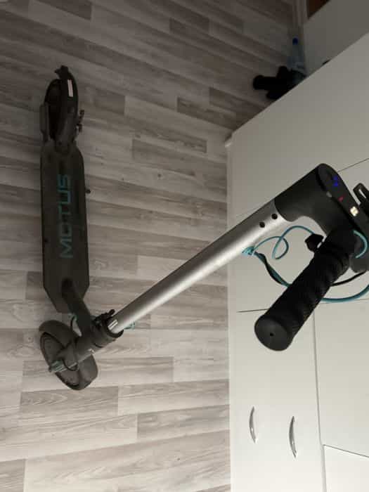 Trotineta electrica Motus