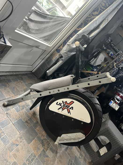 Scuter electric cu o singura roata defect