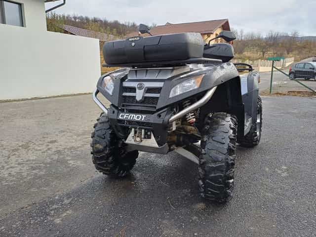 ATV CF MOTO 800 AN 2016 1900KM!