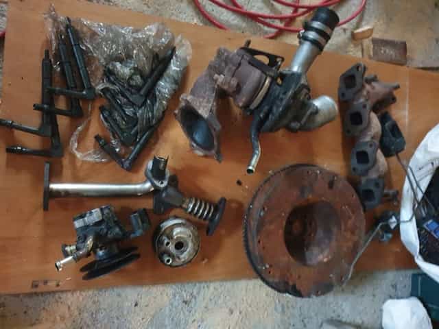 Piese Nissan Navara D22