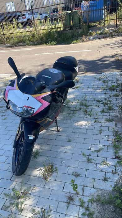 Aprilia rs 50 cc schimb si cu atv