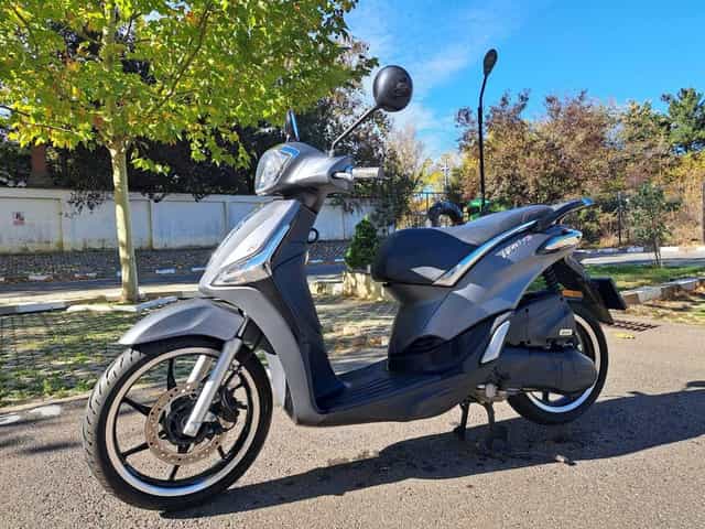 Vand scuter Liberty Piaggio