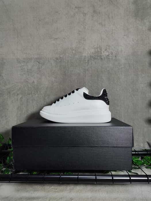 Alexander McQueen marimea 37 (fit 38)