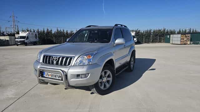 Toyota Land Cruiser J125