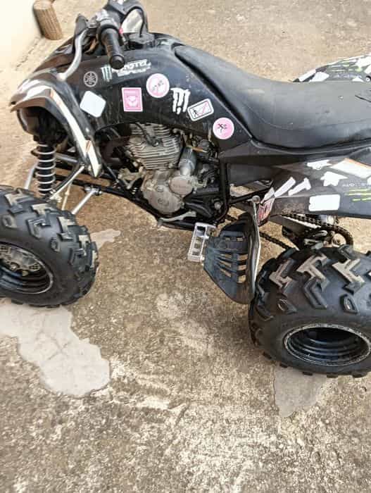 Yamaha Raptor 250 r