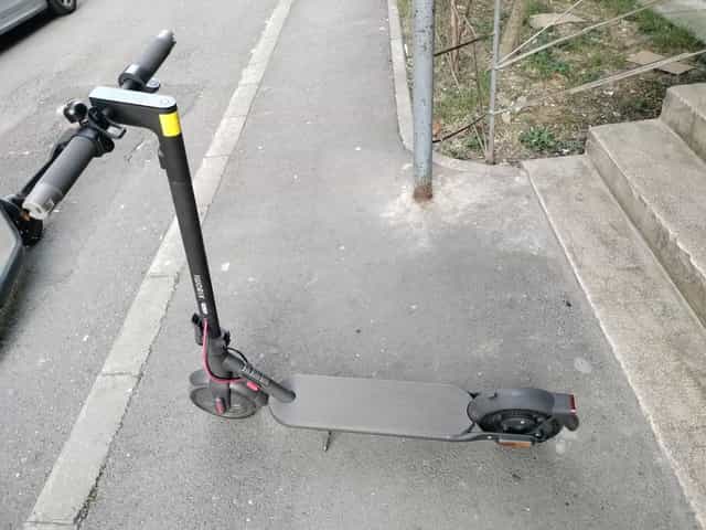 Dezmembrez Xiaomi 4 lite