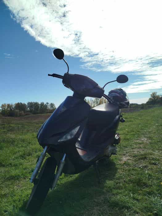 Vând scuter 49cc