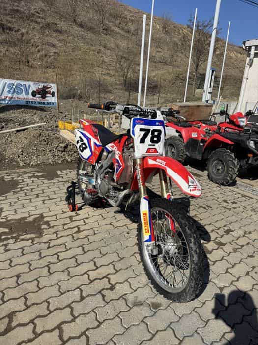 Vand sau schimb honda CRF 250 4 T impecabila detin acte