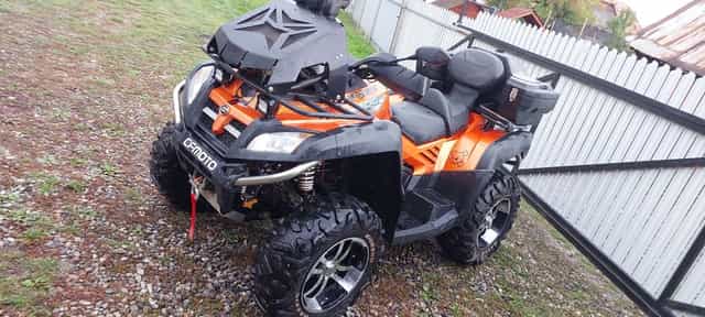 Cf moto 800 quad