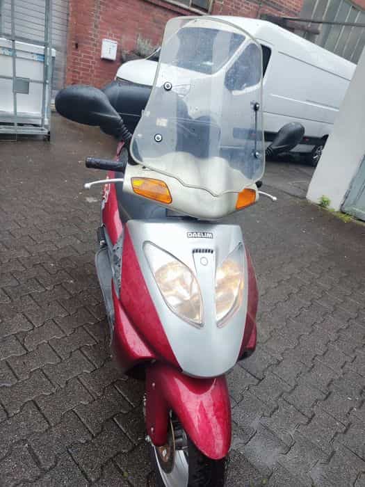 Scuter Daelim 125