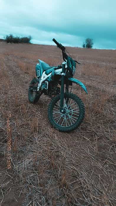 Schimb sau vând cross 125cc 4t