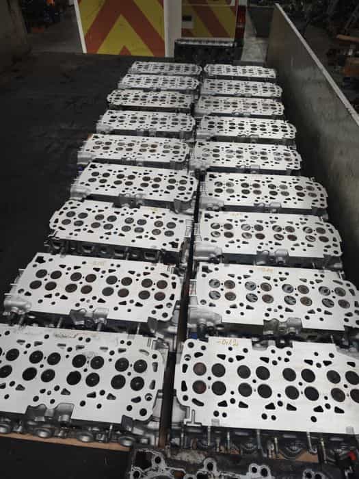 Chiuloasa nissan pathfinder navara pathfinder chiulasa-motor 2.5 3.0