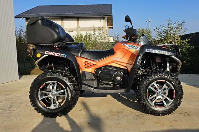 ATV CF MOTO X8 motor 800cc
