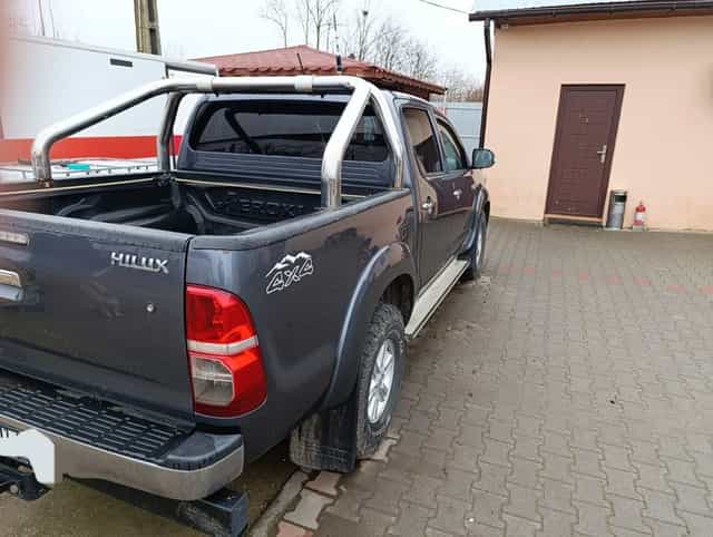 Toyota Hilux 2.5