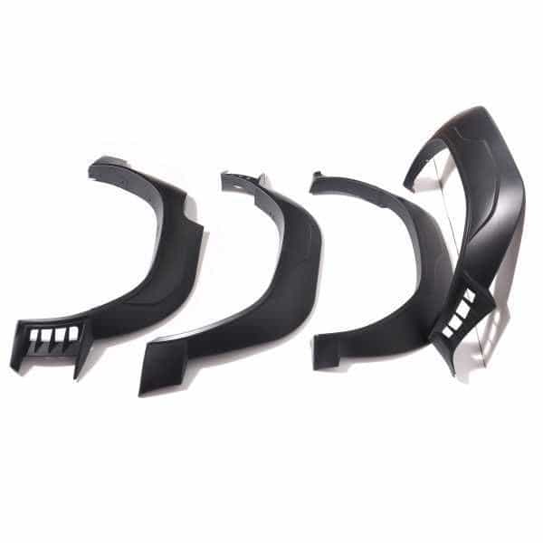 Overfendere aparatori de noroi Toyota Hilux Revo anii 2016+