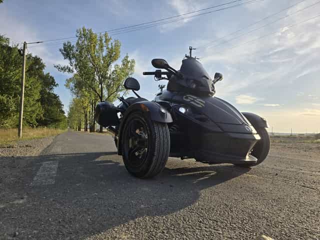Can am Spyder GS 1000R