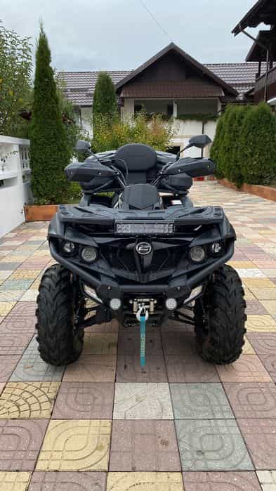 Cf moto 650 servodirecție. Arată și se prezintă ca și nou!