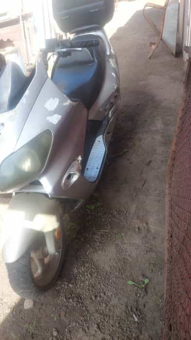 Scuter 250 ,  poate fi inscris