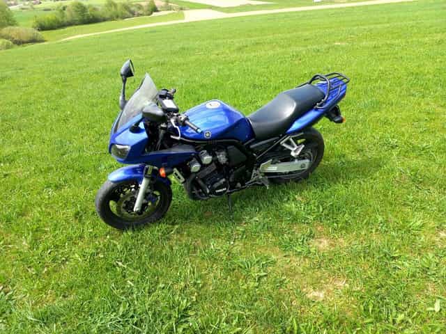 Vînd Yamaha Fz600 Fazer an 2003 sau schimb