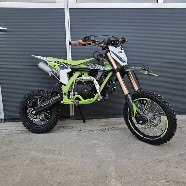 Cross Alfarad KXD 125cc Semiautomat Bord Digital