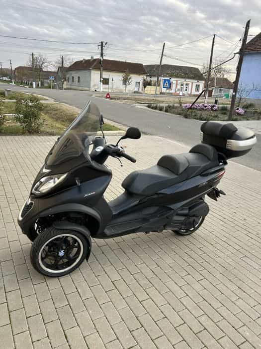Piaggio mp3 300