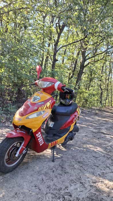 Scuter chinezească set 80cc fără acte negociabil