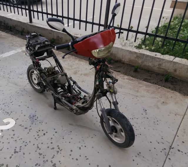 Vand moped scuter scooter acte valabile