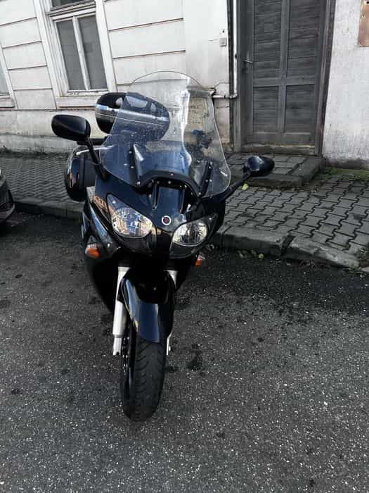 Yamaha FJR 1300 – 140 CP, 76.000 km, impecabilă, întreținută.