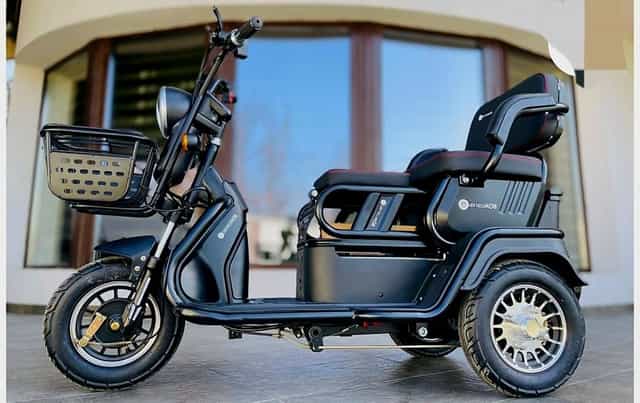 Vind tricicleta electrica