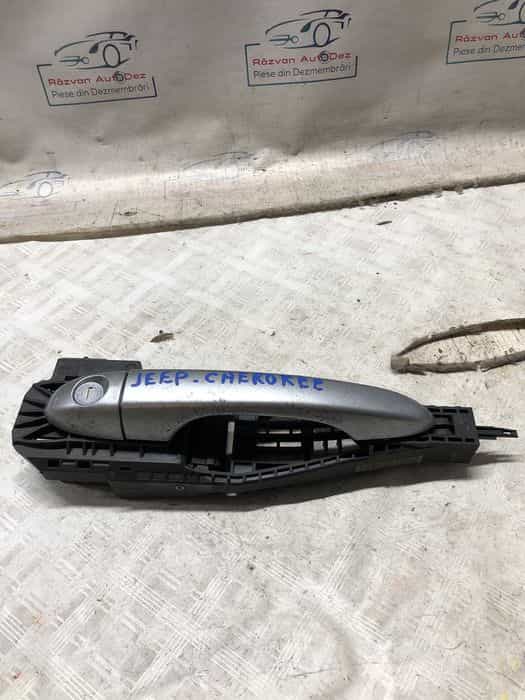 Maner exterior stanga fata  Jeep Cherokee 2.2 Motorina 2016