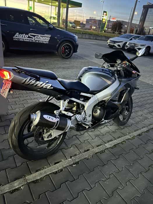 Kawasaki zx6-R Ninja