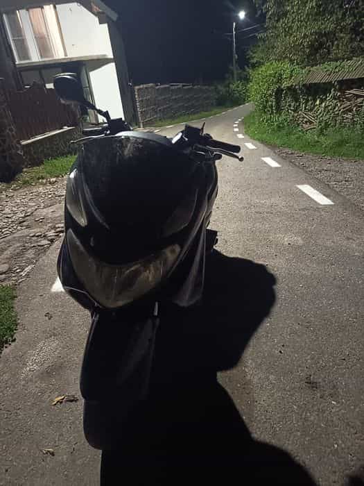 Vând scuter Suzuki burgman 125 defect