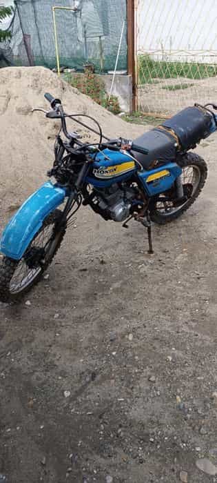 Cross honda xl 185