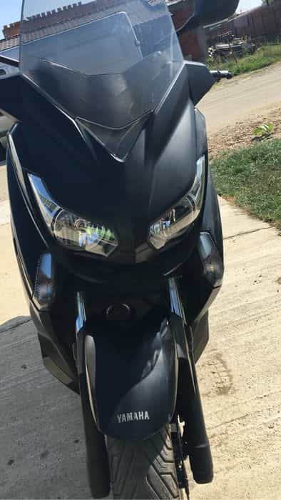 Vand scuter Yamaha XMAX 400