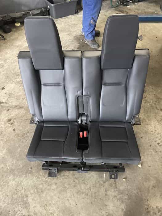 banchete spate (7 locuri) land rover discovery 2.0 motorina 2017