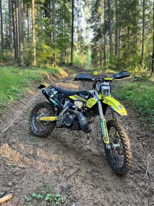 Husqvarna 300 2T 2023
