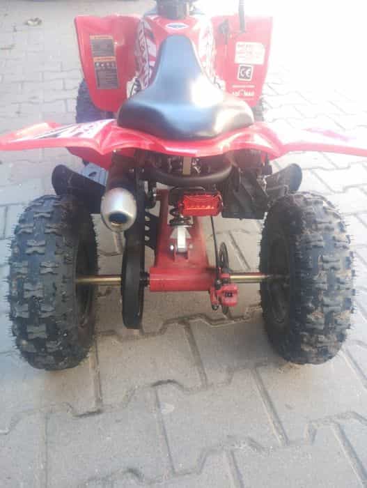 Vând ATV copii aproape nou