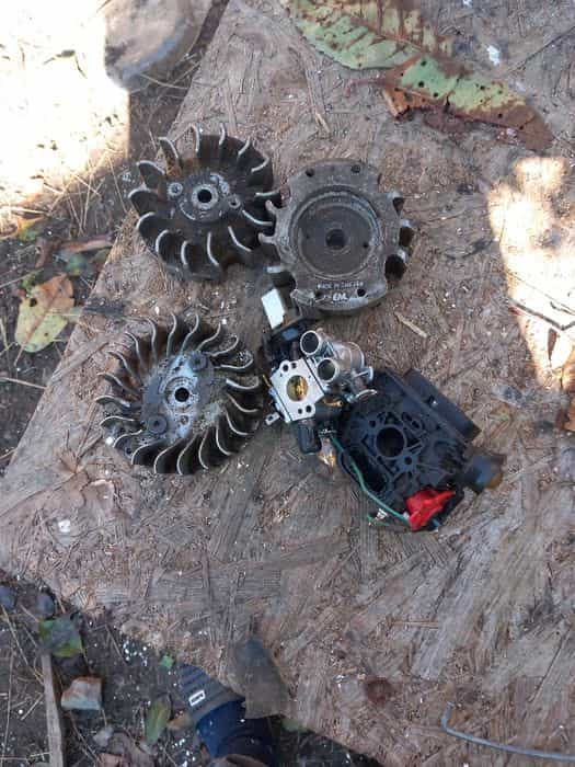 Vând piese husqvarna second