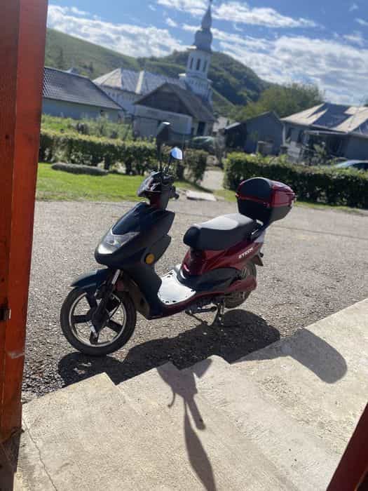 Scuter Electric Schimb