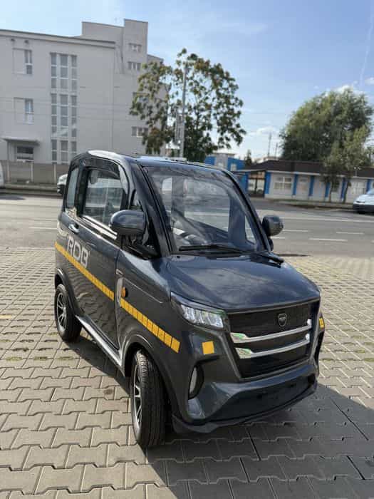 RDB Soft • 1 km • Ca nou • Se conduce de la 16 ani fără permis • Arad