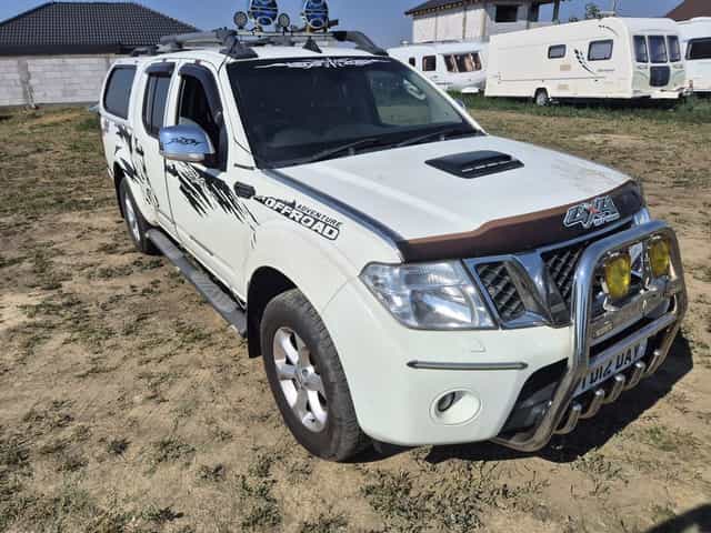 Dezmembrez Nissan Navara 2.5 Automat 2005-2015