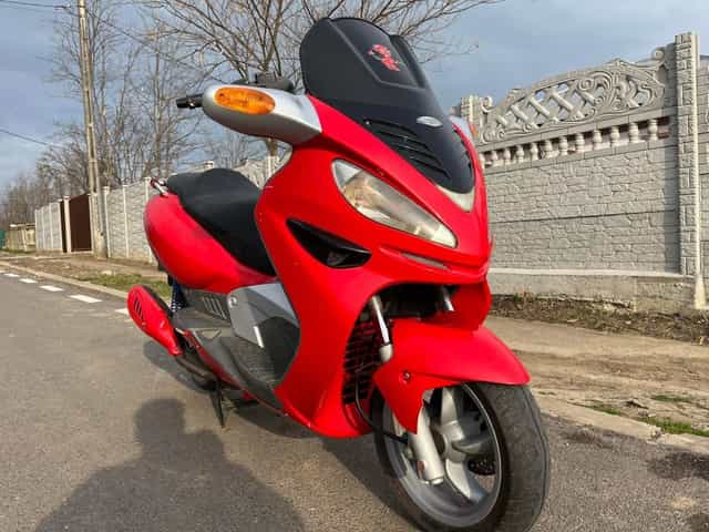 Malaguti madison 150cm/ SCHIMB