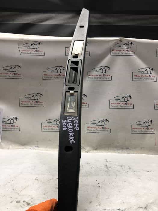 Ornament haion Jeep Cherokee - Motorina 2016