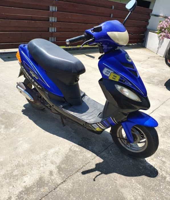 Scuter Boston eight gy6 4t 49cc cu acte,defect