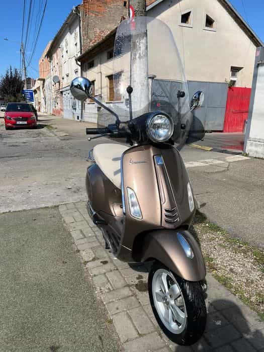 Piaggio Vespa Primavera