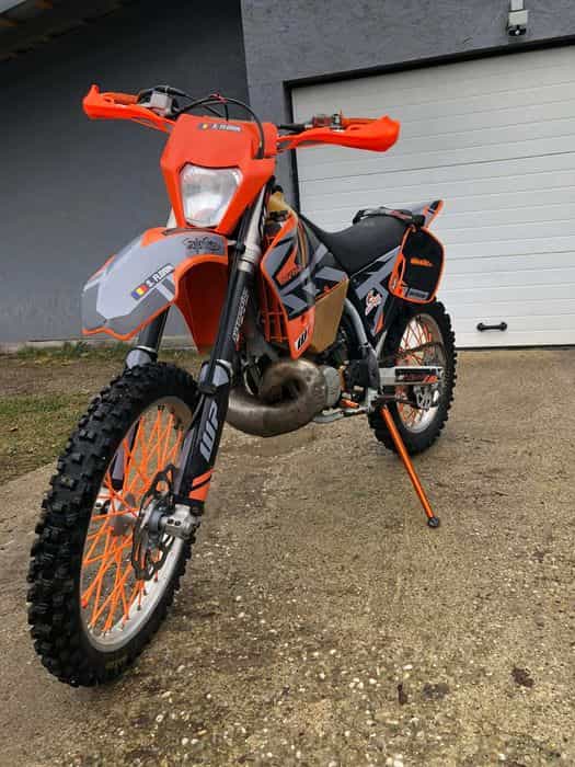 Vând KTM EXC 200
