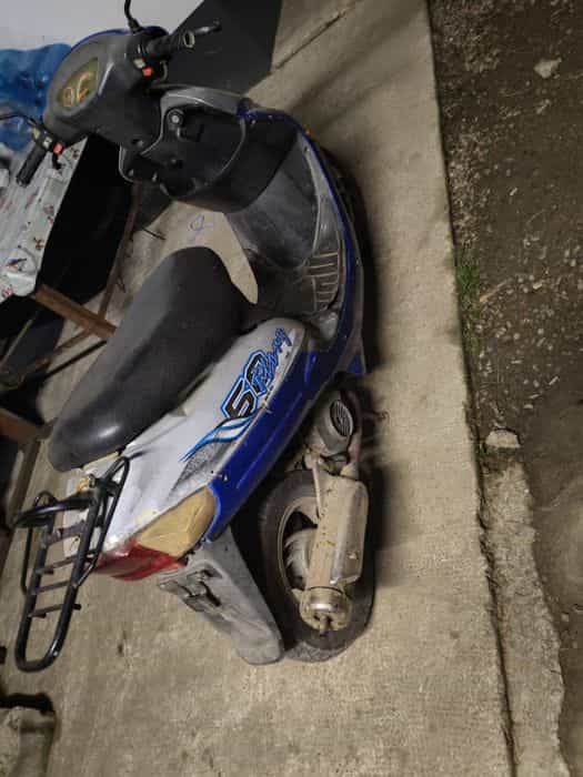 De vanzare scuter chimco 49cc